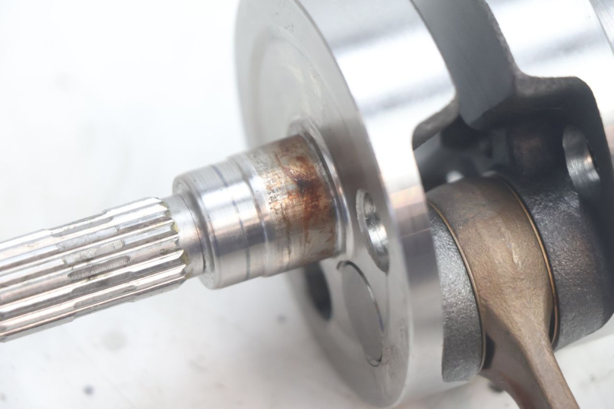 photo de CRANKSHAFT PIAGGIO NEW TYPHOON 50 (2018 - 2021) - Zoom on usage condition