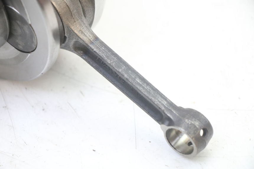 photo de CRANKSHAFT PEUGEOT VIVACITY 125 (2010 - 2017) - Zoom on usage condition