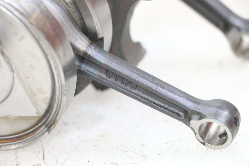 photo de CRANKSHAFT REGAL RAPTOR RAXTER 2 125 (2007 - 2015) - Surface and material condition