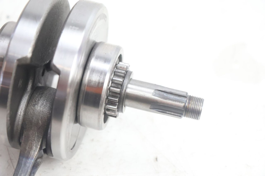 photo de CRANKSHAFT APOLLO RFZ 125 - Alternative perspective