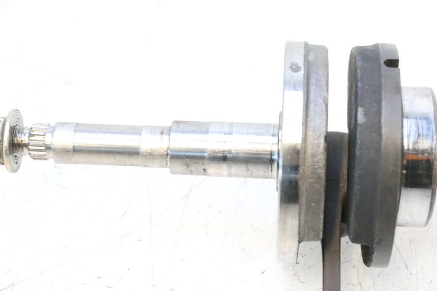 photo de CRANKSHAFT PEUGEOT SATELIS COMPRESSOR K15 125 (2006 - 2009) - Markings and original references