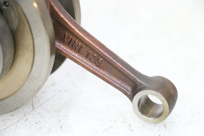 photo de CRANKSHAFT PEUGEOT SATELIS 125 (2013 - 2018) - Additional view of the item