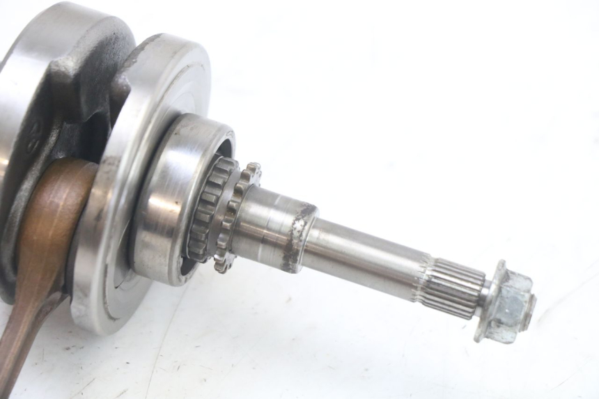 photo de CRANKSHAFT PEUGEOT V-CLIC VCLIC 50 (2007 - 2013) - Technical close-up