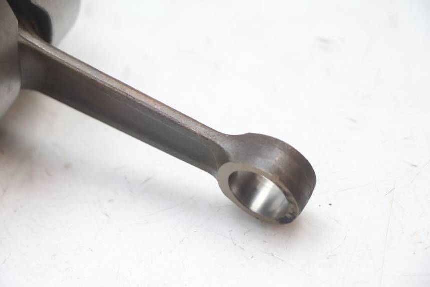 photo de CRANKSHAFT PEUGEOT VIVACITY 50 (1998 - 2003) - Alternative perspective