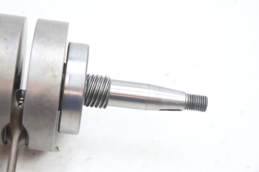 photo de CRANKSHAFT PEUGEOT VIVACITY 50 (1998 - 2003) - Technical close-up
