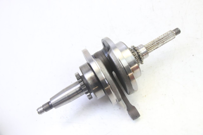 photo de CRANKSHAFT YAMAHA X-CITY XCITY 125 (2007 - 2013) - Fixing points details