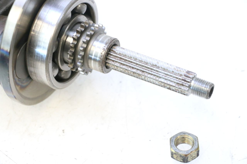 photo de CRANKSHAFT YAMAHA XMAX X-MAX 125 (2006 - 2009) - Alternative perspective