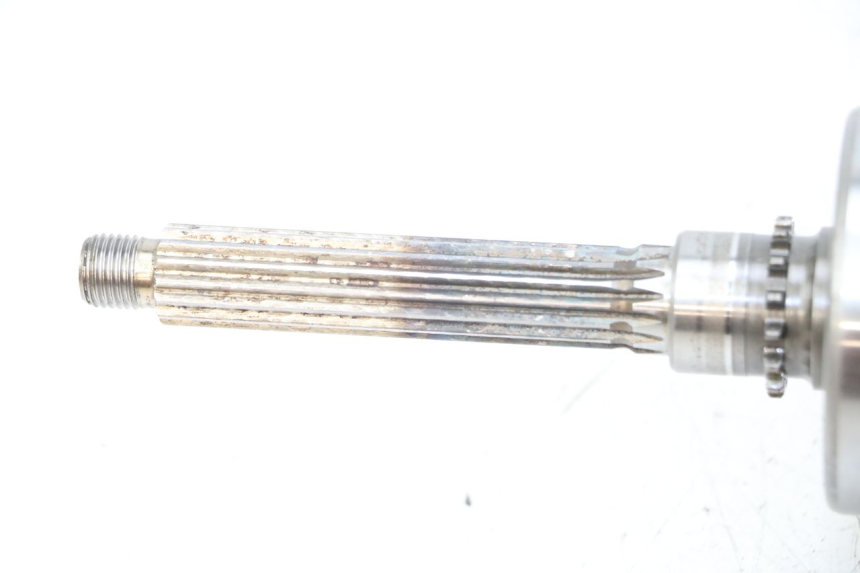 photo de CRANKSHAFT YAMAHA YP MAJESTY 125 (2002 - 2006) - Technical close-up