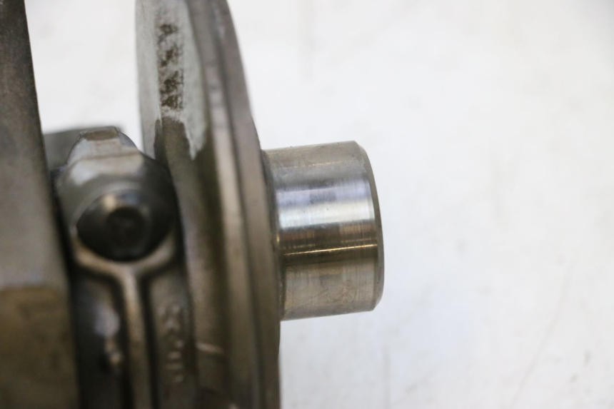 photo de CRANKSHAFT YAMAHA YZF R GENESIS 750 (1993 - 1998) - Fixing points details