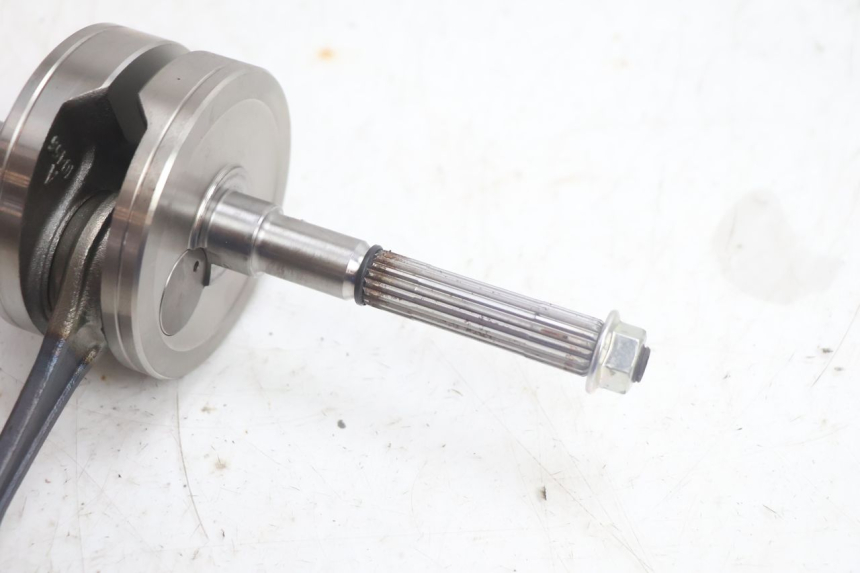 photo de CRANKSHAFT PIAGGIO ZIP IGET 4T 50 (2021 - 2023) - Alternative perspective