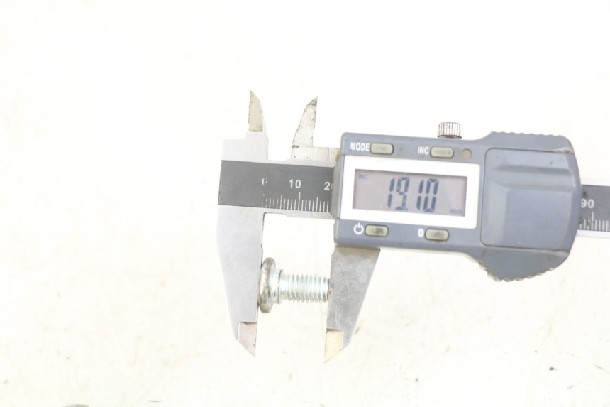 photo de BRAKE DISC BOLT ORION AGB37 CRF1 DIRT BIKE 125 (2013 - 2021) - Technical close-up