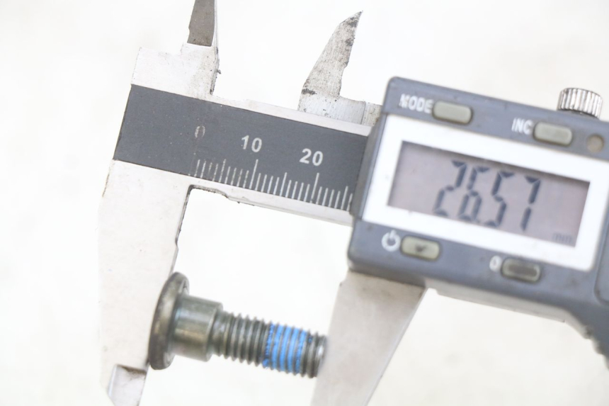 photo de BRAKE DISC BOLT KYMCO AGILITY NAKED RENOUVO 2T 50 (2011 - 2018) - Component detail