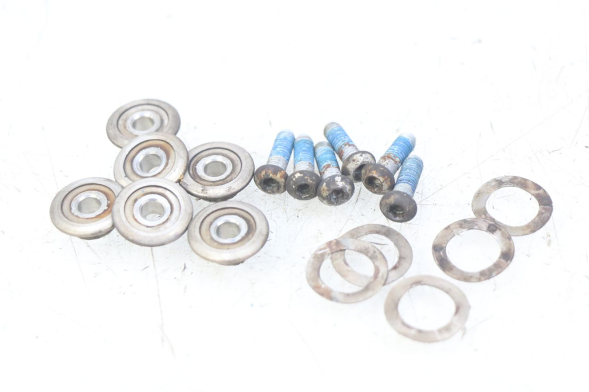 photo de BRAKE DISC BOLT PIAGGIO BEVERLY 125 (2010 - 2015) - Main view