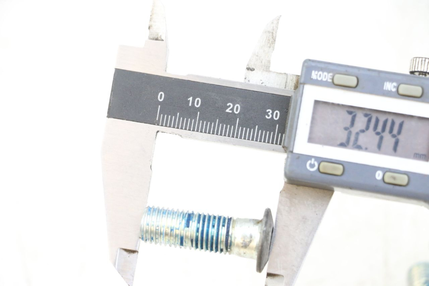 photo de BRAKE DISC BOLT YAMAHA BW'S 50 (2004 - 2017) - Component detail