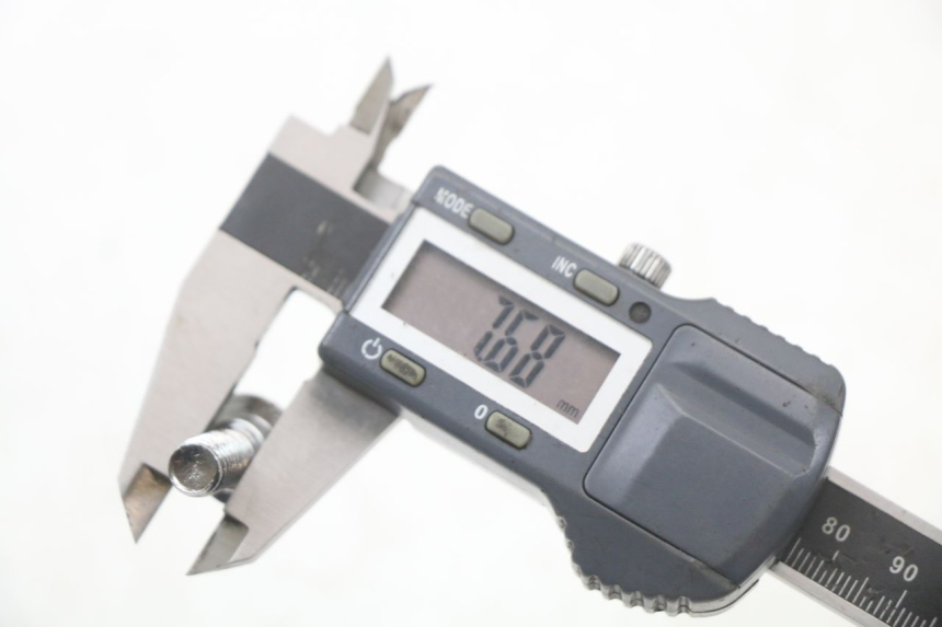 photo de BRAKE DISC BOLT ARCHIVE CAFE RACER 4T 50 (2019 - 2024) - Technical close-up