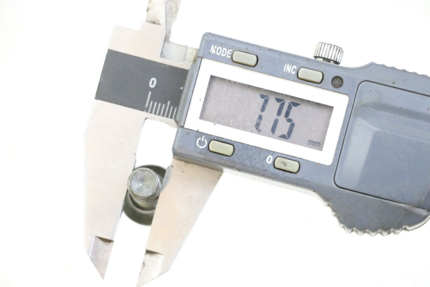 photo de BRAKE DISC BOLT LONGJIA DIGITA 4T 50 (2019 - 2022) - Component detail