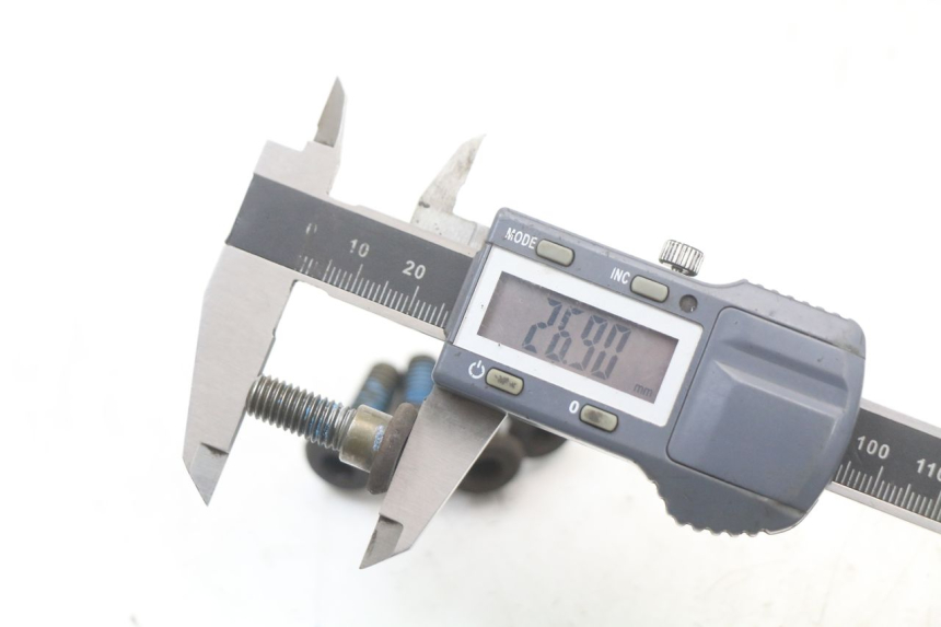 photo de BRAKE DISC BOLT KYMCO DINK 4T 50 (2007 - 2018) - Zoom on usage condition