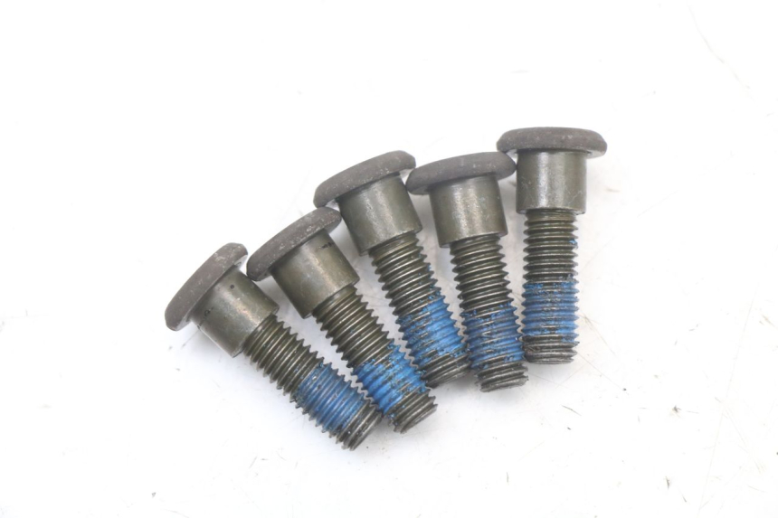 photo de BRAKE DISC SCREW KYMCO DINK STREET ABS 125 (2011 - 2018) - Zoom on usage condition