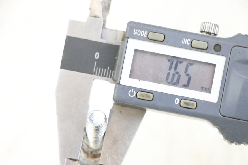 photo de BRAKE DISC BOLT EUROCKA RETRO 50 (2007 - 2014) - Alternative perspective