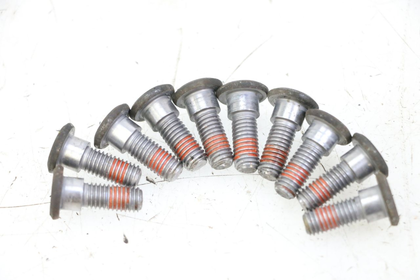 photo de BRAKE DISC BOLT HONDA FORZA ABS 300 (2013 - 2017) - Technical close-up