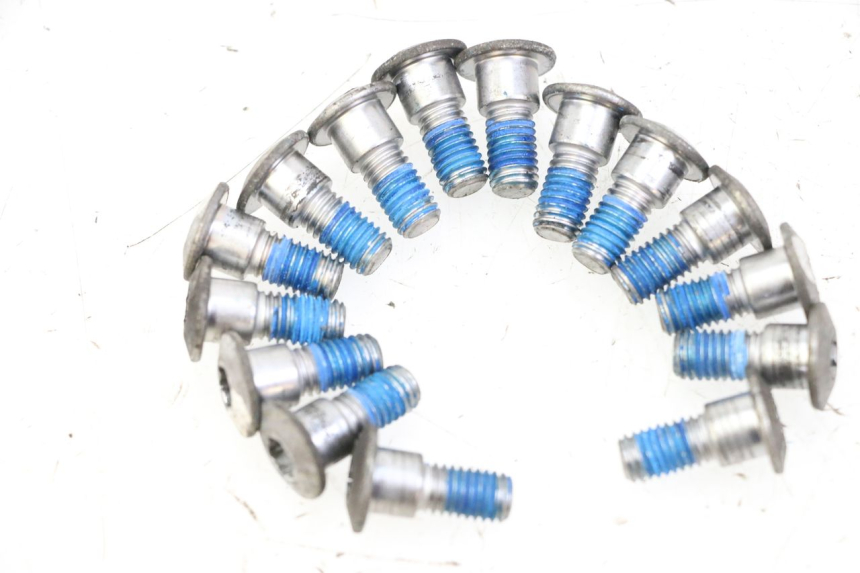 photo de BRAKE DISC BOLT SUZUKI GSR 750 (2011 - 2017) - Main view