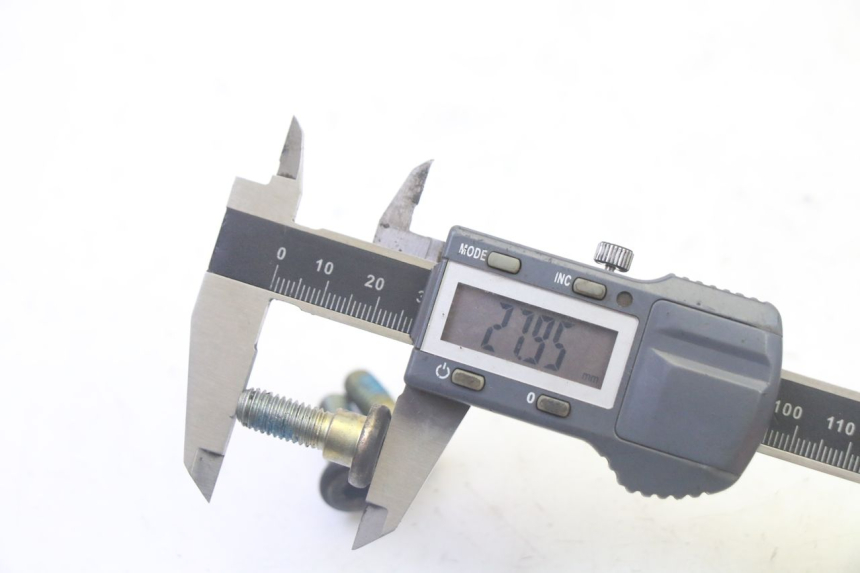 photo de BRAKE DISC BOLT DAELIM HISTORY 125 (2001 - 2002) - Alternative perspective