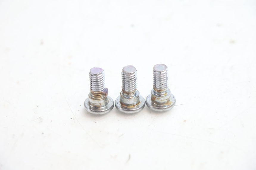 photo de BRAKE DISC BOLT KEEWAY HURRICANE 50 (2006 - 2019) - Zoom on usage condition