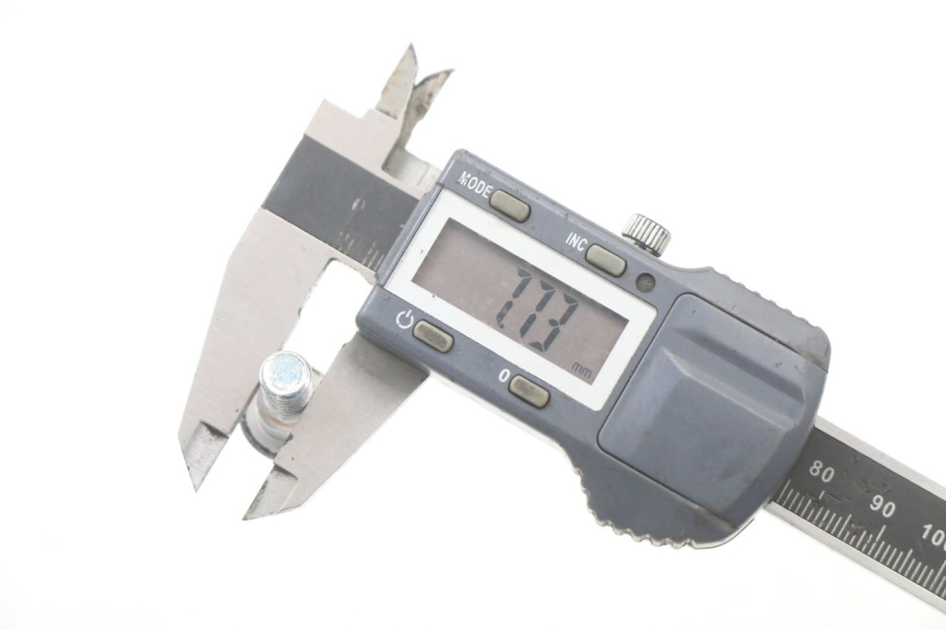 photo de BRAKE DISC BOLT JINLUN JL HIGHLANDER 125 (2007 - 2015) - Technical close-up