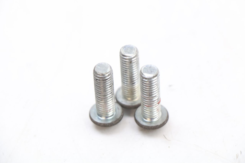 photo de BRAKE DISC BOLT PEUGEOT KISBEE 4T 50 (2018 - 2022) - Zoom on usage condition