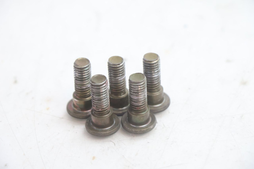 photo de BRAKE DISC BOLT KYMCO LIKE 125 (2009 - 2016) - Zoom on usage condition