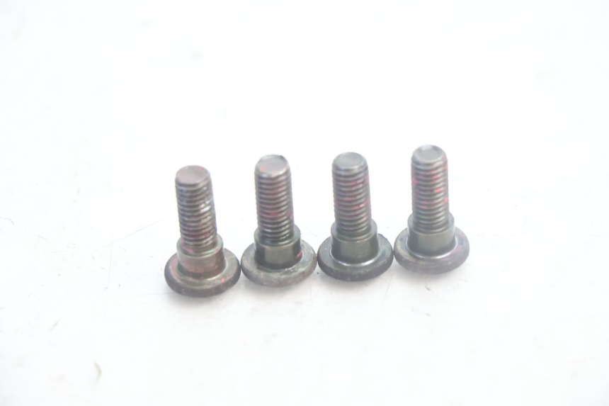 photo de BRAKE DISC BOLT KYMCO LIKE 125 (2009 - 2016) - Zoom on usage condition