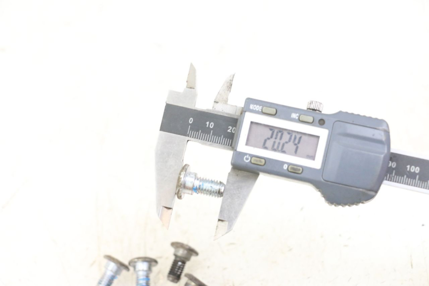 photo de BRAKE DISC BOLT MASAI XL 50 (2012 - 2019) - Alternative perspective