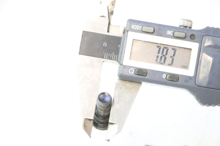 photo de BRAKE DISC BOLT KYMCO LIKE 4T 50 (2019 - 2025) - Alternative perspective