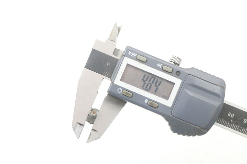 photo de BRAKE DISC BOLT MOTO GUZZI NORGE 8V GT 1200 (2011 - 2016) - Surface and material condition