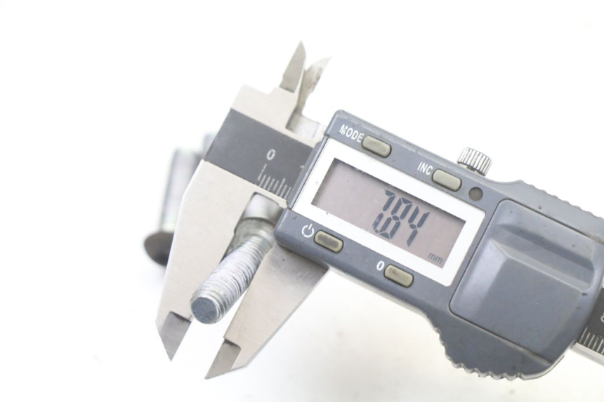 photo de BRAKE DISC BOLT PEUGEOT CITYSTAR 125 (2011 - 2017) - Technical close-up