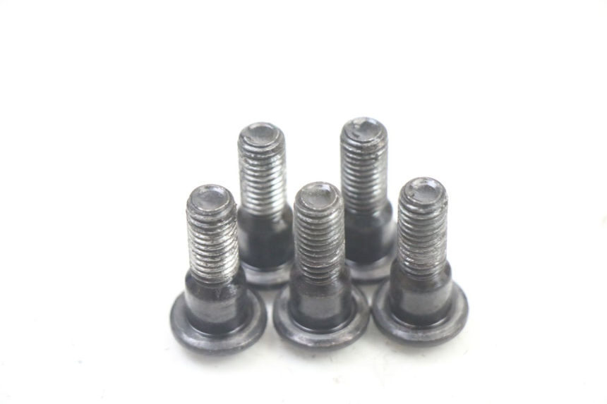 photo de BRAKE DISC BOLT PEUGEOT TWEET 4T 50 (2023 - 2025) - Zoom on usage condition