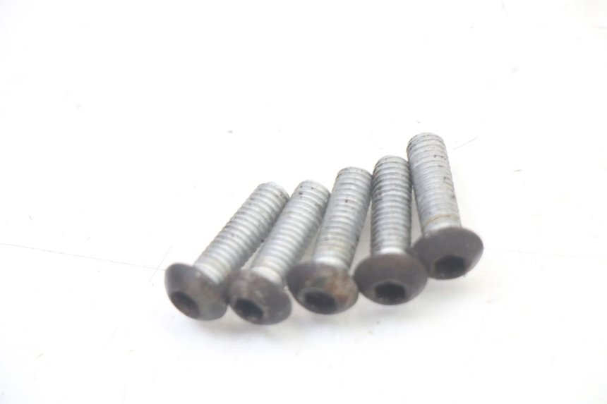 photo de BRAKE DISC BOLT PIAGGIO FLY 2T 50 (2004 - 2017) - Component detail