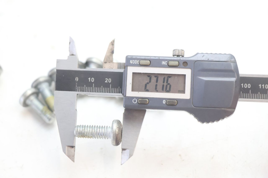 photo de BRAKE DISC BOLT HARLEY DAVIDSON ROAD GLIDE FLTRXSE 1920 (2018 - 2022) - Product overview