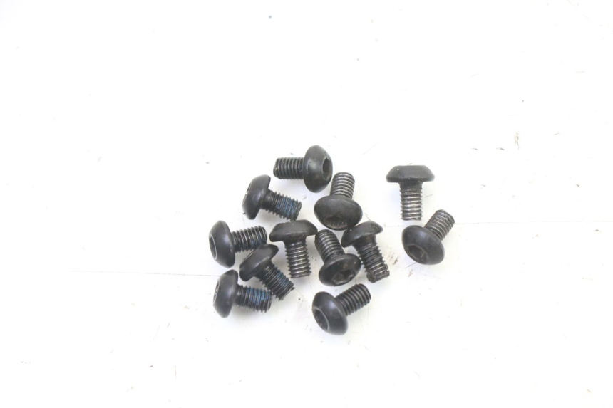 photo de BRAKE DISC BOLT HERO S10 1 - Component detail