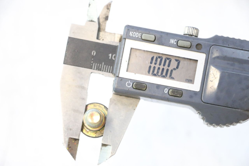 photo de BRAKE DISC BOLT DAELIM S2 125 (2006 - 2007) - Component detail