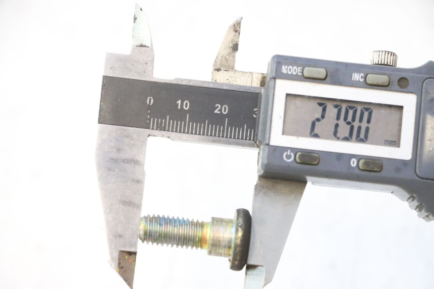 photo de BRAKE DISC BOLT DAELIM S2 125 (2006 - 2007) - Alternative perspective