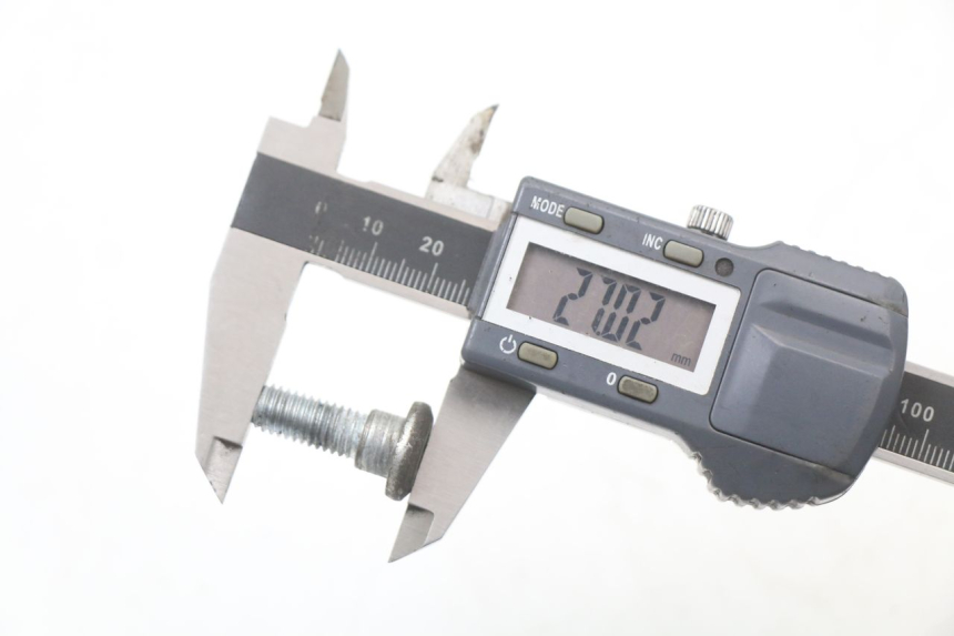 photo de BRAKE DISC BOLT DAELIM S3 125 (2010 - 2017) - Alternative perspective