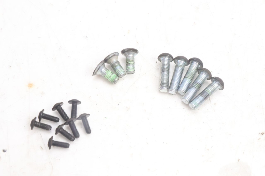 photo de BRAKE DISC BOLT PEUGEOT SATELIS 125 (2013 - 2018) - Main view