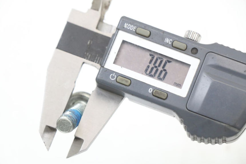 photo de BRAKE DISC BOLT HARLEY DAVIDSON SPORTSTER XL CUSTOM 1200 (2003 - 2004) - Technical close-up