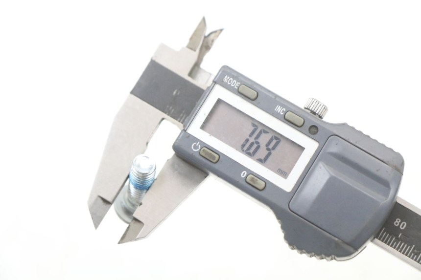 photo de BRAKE DISC BOLT VASTRO STREET X 4T 50 (2016 - 2021) - Technical close-up