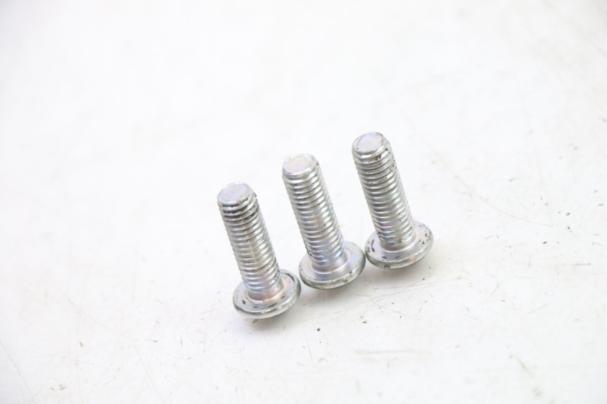 photo de BRAKE DISC BOLT PEUGEOT STREETZONE I NAKED 2T 50 (2018 - 2020) - Zoom on usage condition