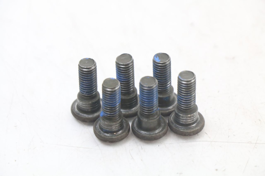 photo de BRAKE DISC BOLT KYMCO SUPER 8 125 (2008 - 2015) - Zoom on usage condition