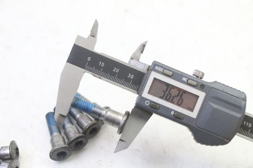 photo de BRAKE DISC BOLT SUZUKI SV S 650 (2003 - 2009) - Component detail