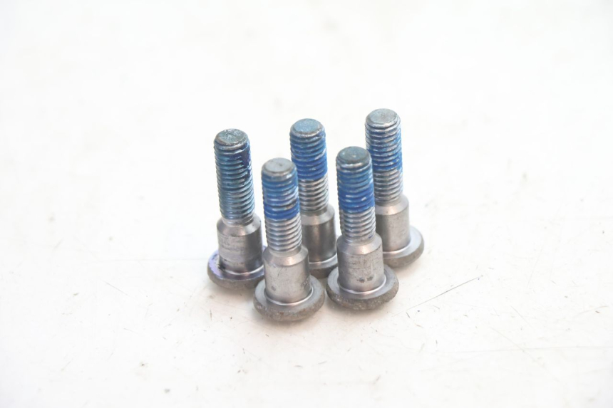 photo de BRAKE DISC BOLT SUZUKI SV S 650 (2003 - 2009) - Zoom on usage condition