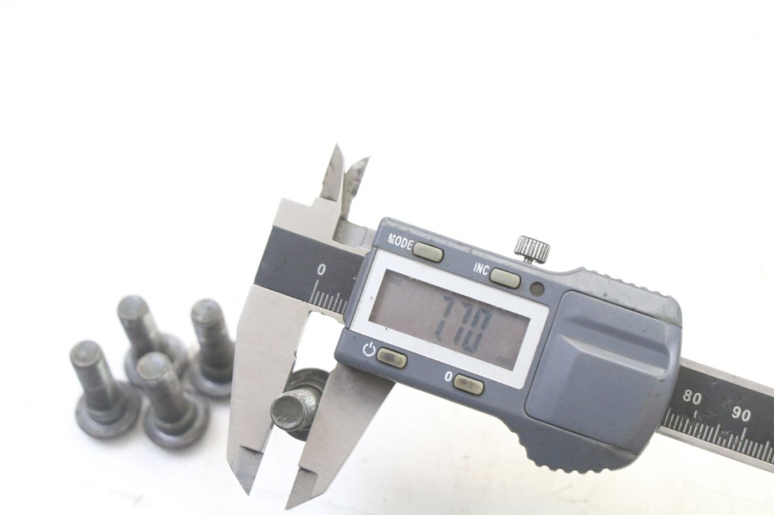 photo de BRAKE DISC BOLT PEUGEOT TWEET 4T 50 (2014 - 2019) - Alternative perspective